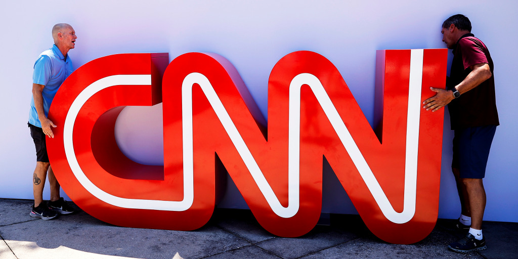 Trump Demands CNN Be Sold as Condition for Netflix-Warner Bros. Merger