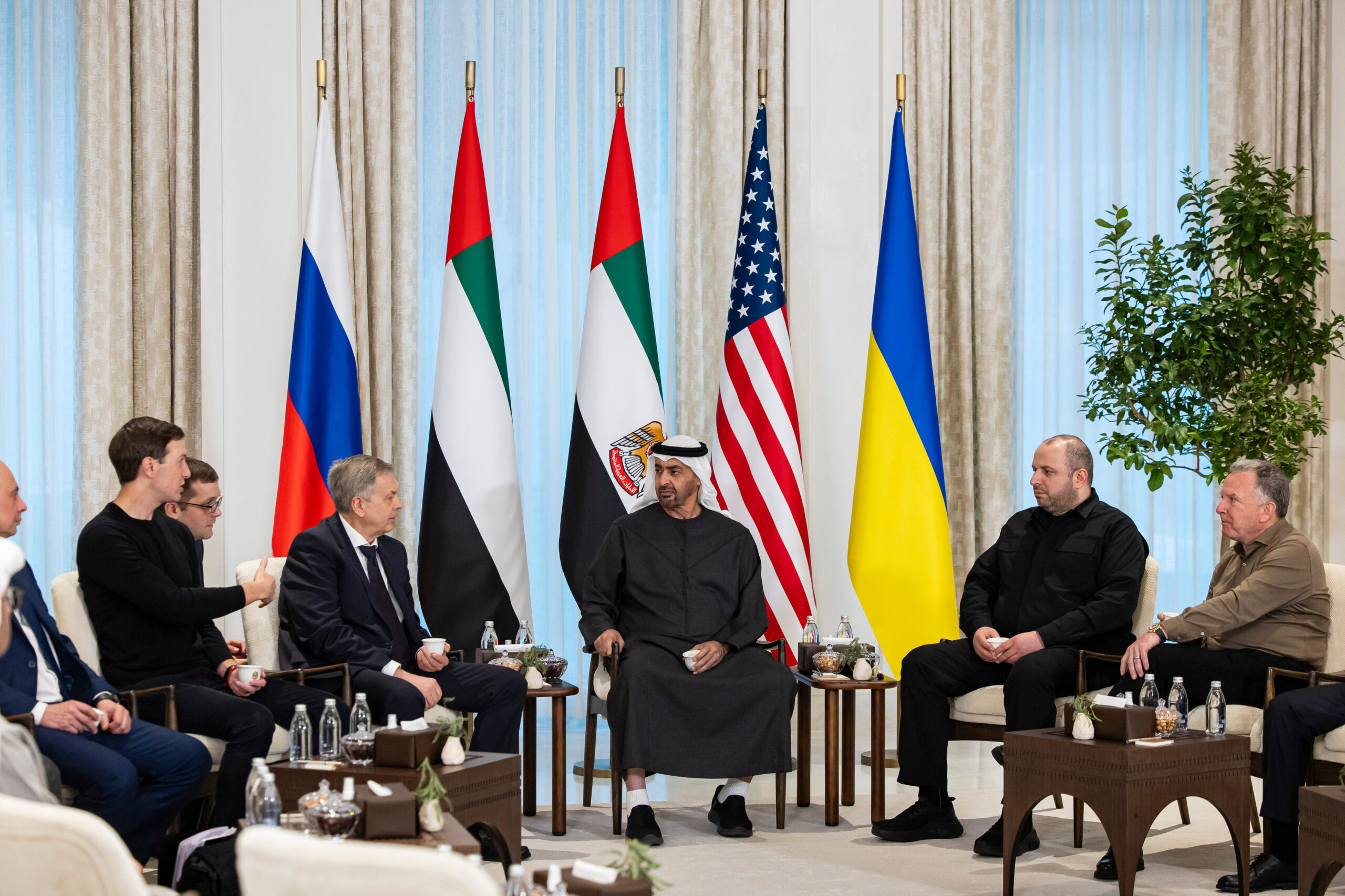 Russia and Ukraine Hold Direct Talks in Abu Dhabi with U.S. Delegates Present