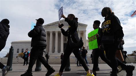 Supreme Court Ends Green Card Holder Immunity in Landmark Ruling