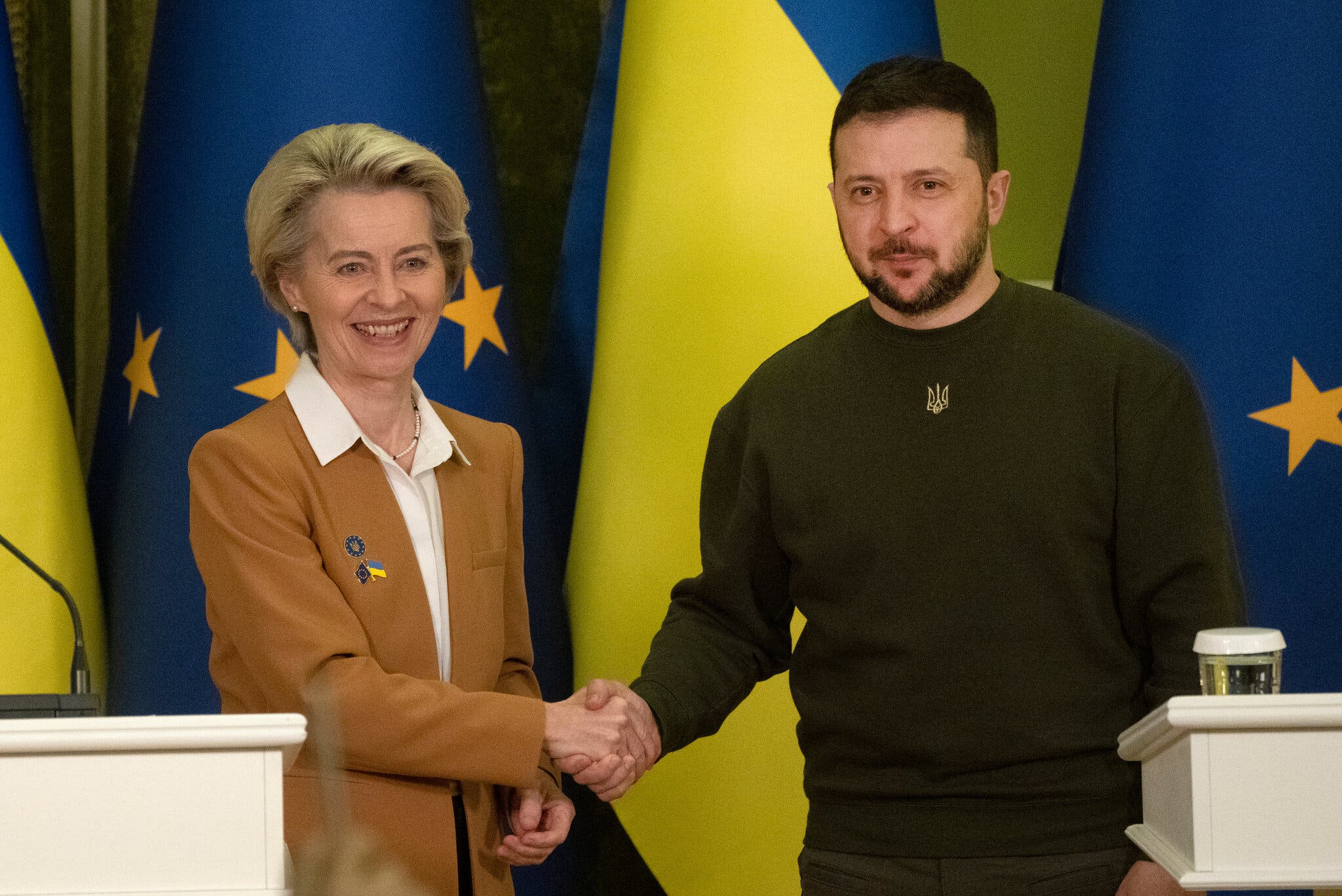 Zelenskiy’s Engagement with U.S. Officials Sparks Condemnation Amid European Mediation Stalemate