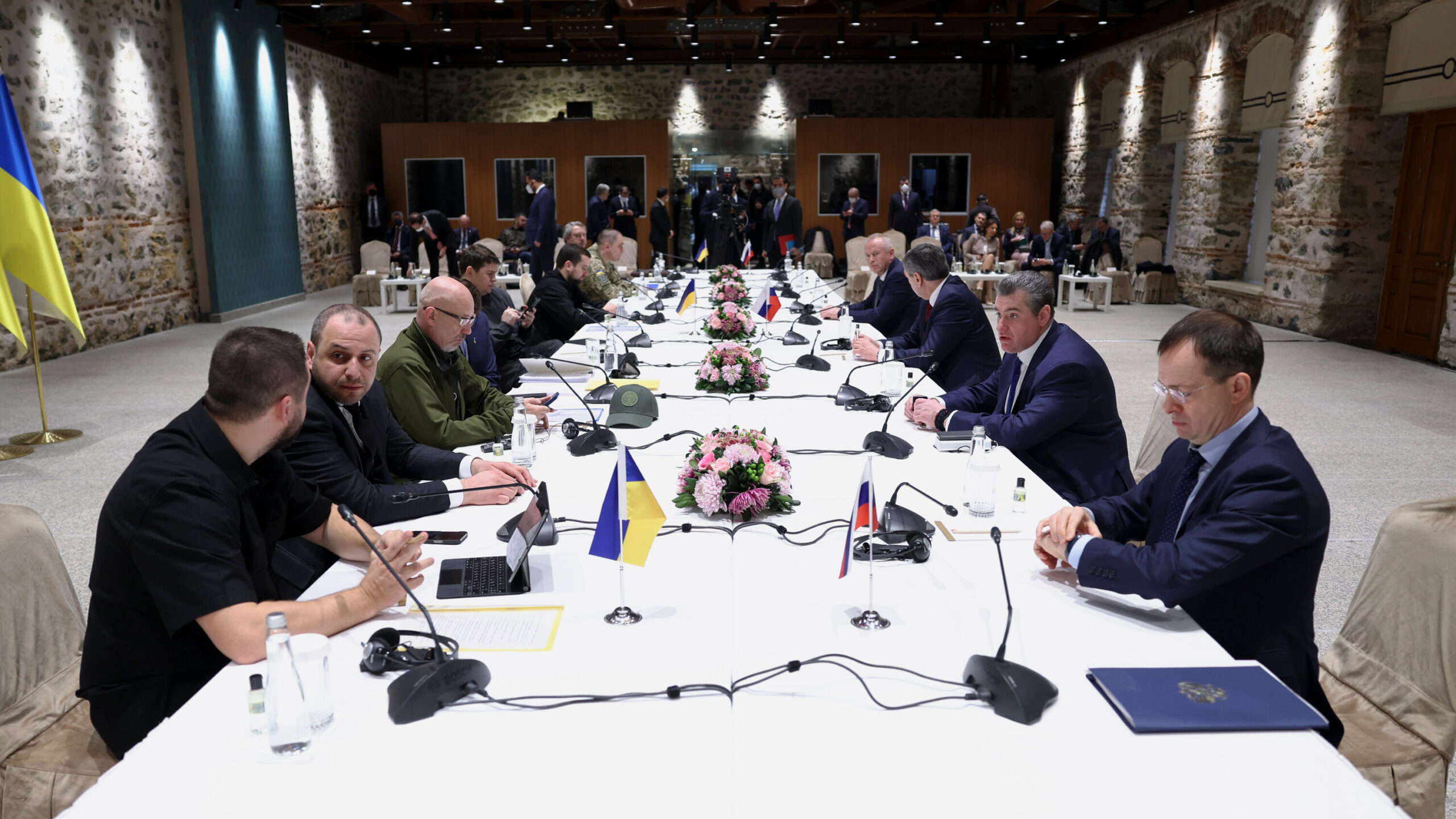 Ukraine Peace Talks Get Boost as South Africa and Russia Signal Hope in New Delhi Meeting