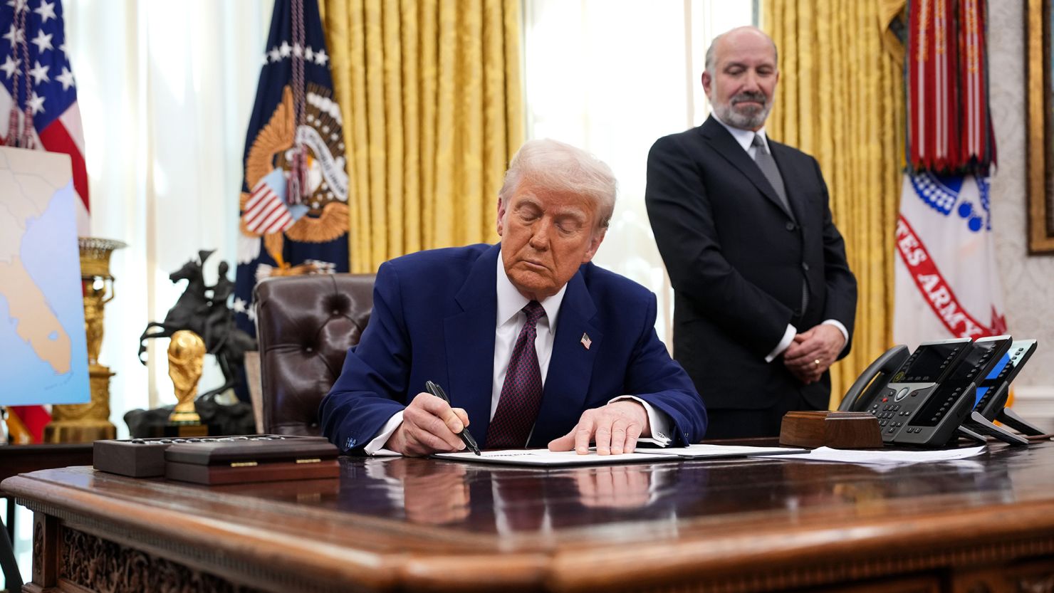 Trump Signs Law Authorizing Up to 500% Tariffs on Russian Goods and 100% on Oil Buyers