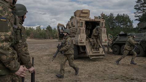 Ukrainian Military’s Critical Errors Undermine Offensive